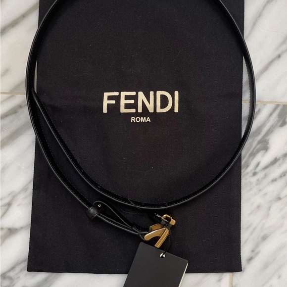 FENDI LEATHER BELT WITH ICONIC “FF” LOGO IN GOLD FINISH METALWARE - Picture 8 of 16